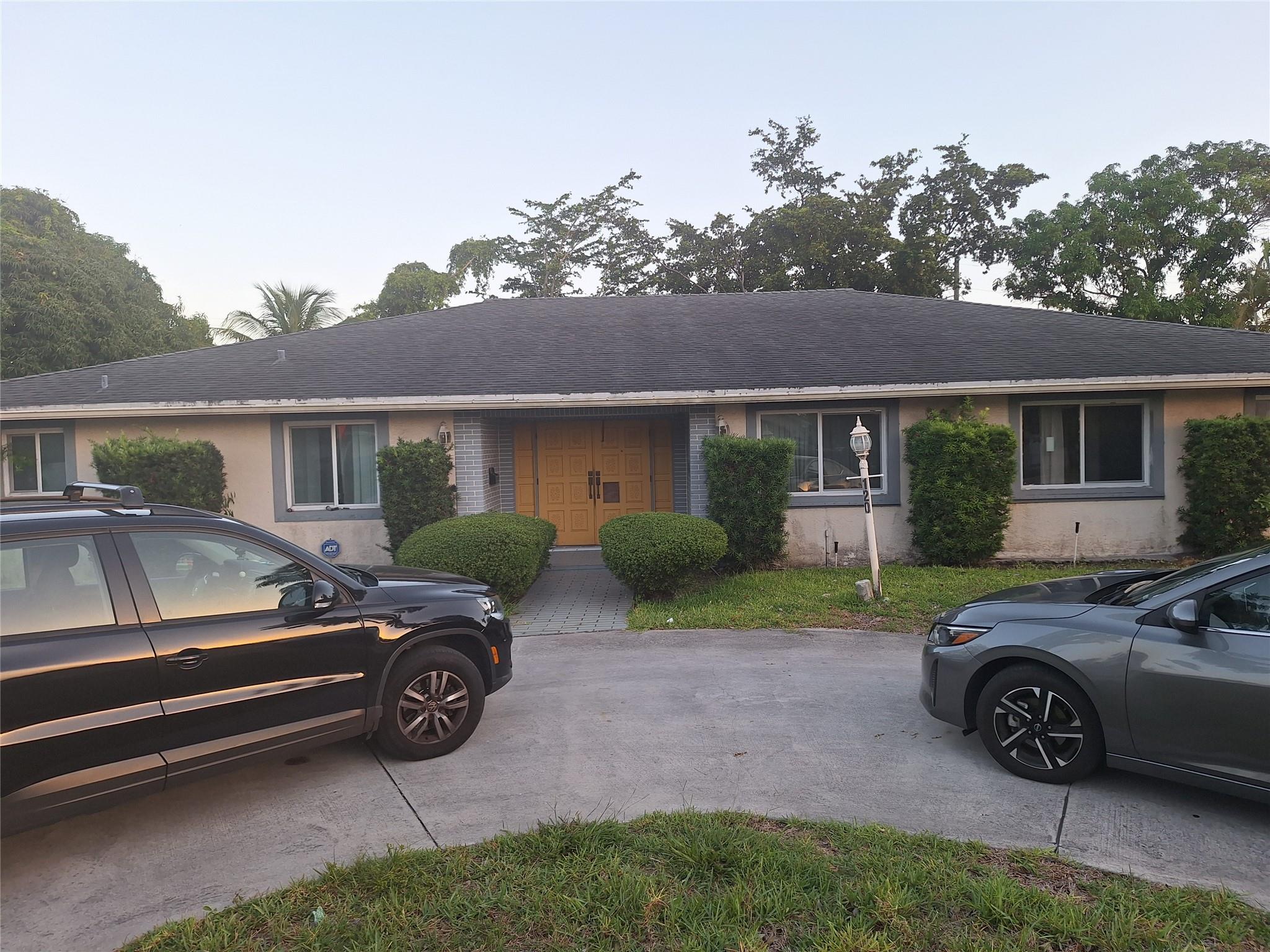 120 NW 15th St