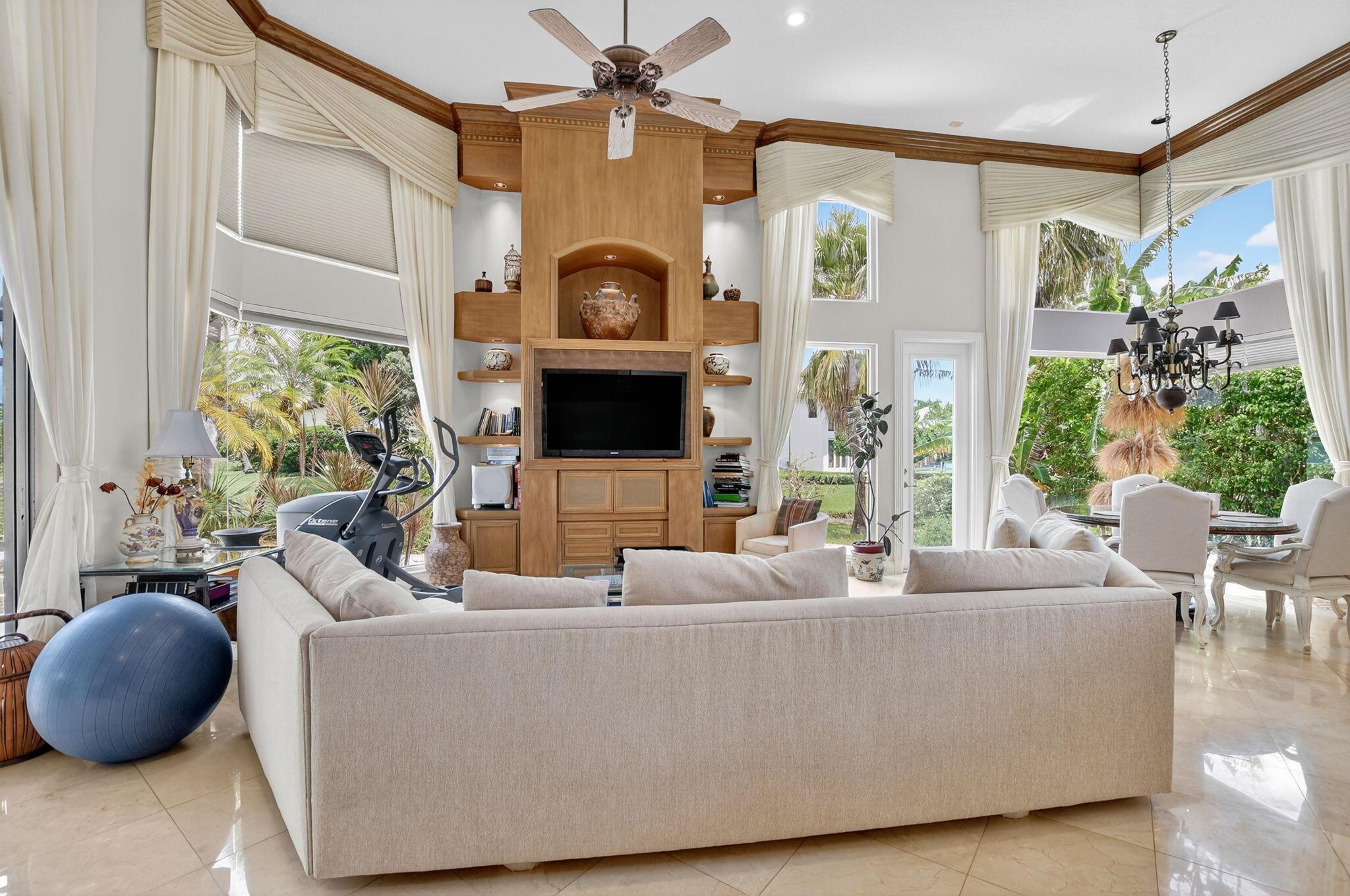 ST ANDREWS COUNTRY CLUB - Residential