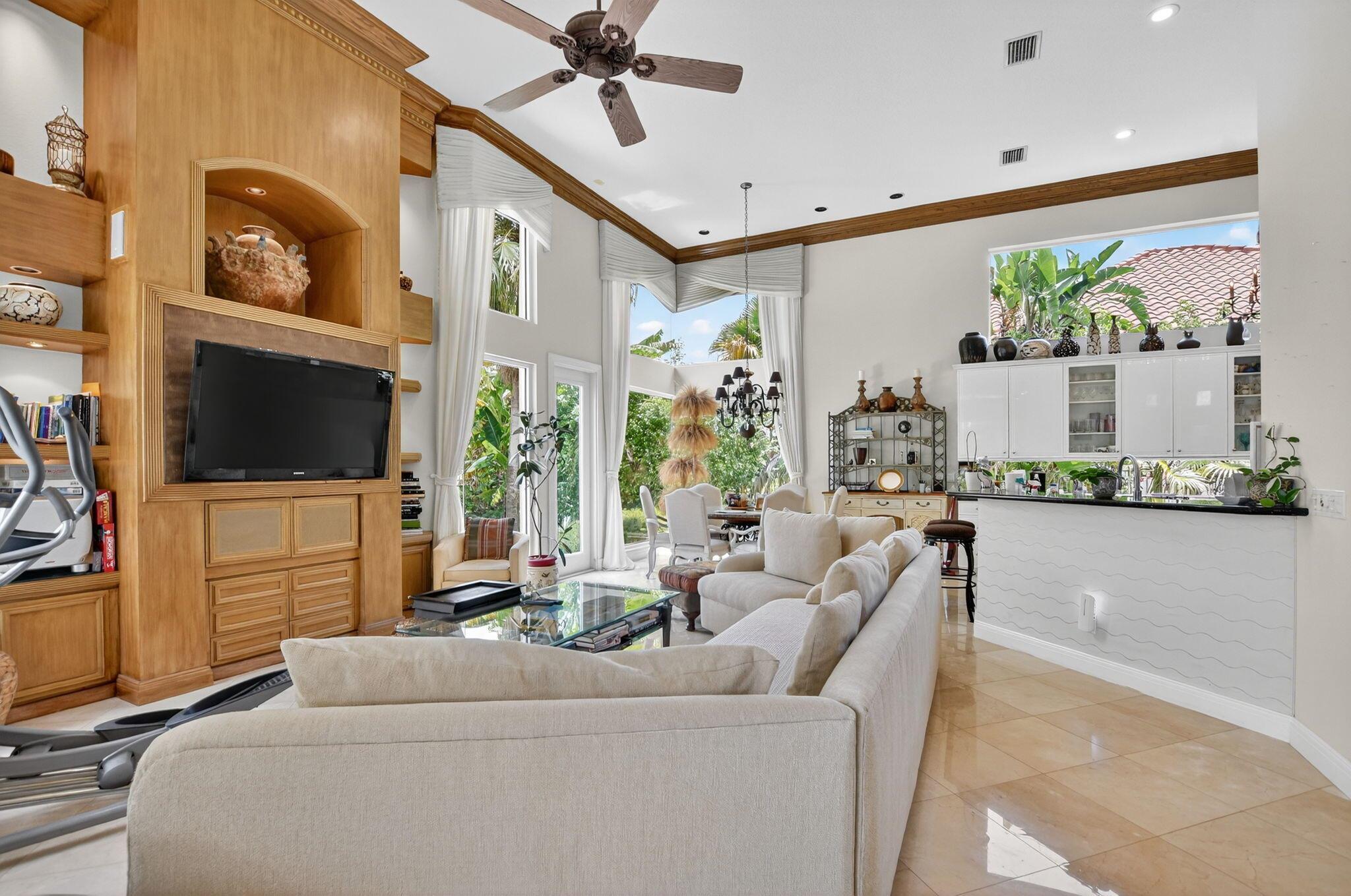 ST ANDREWS COUNTRY CLUB - Residential