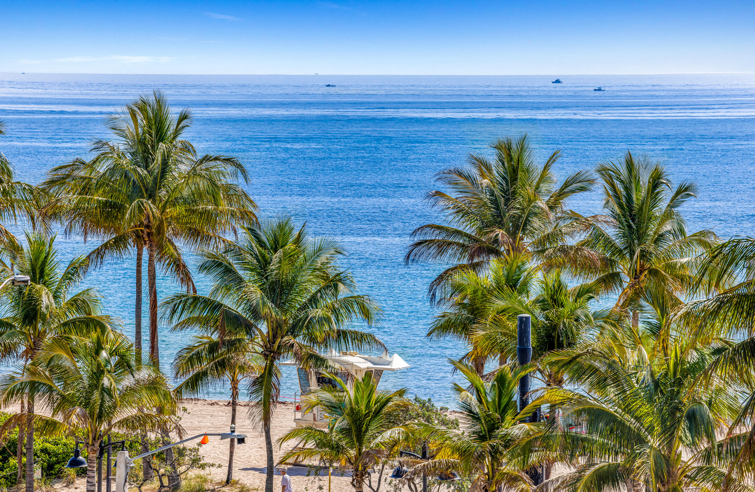 PARAMOUNT FT LAUDERDALE CONDO - Residential Lease