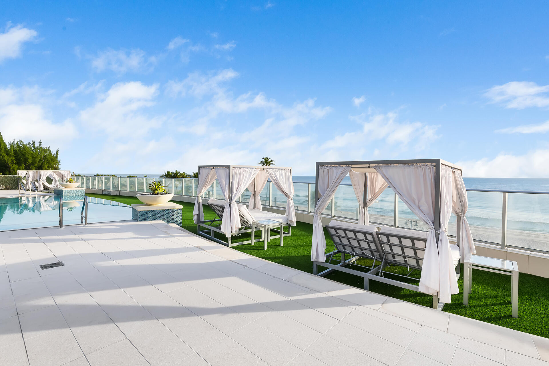 PARAMOUNT FT LAUDERDALE CONDO - Residential Lease
