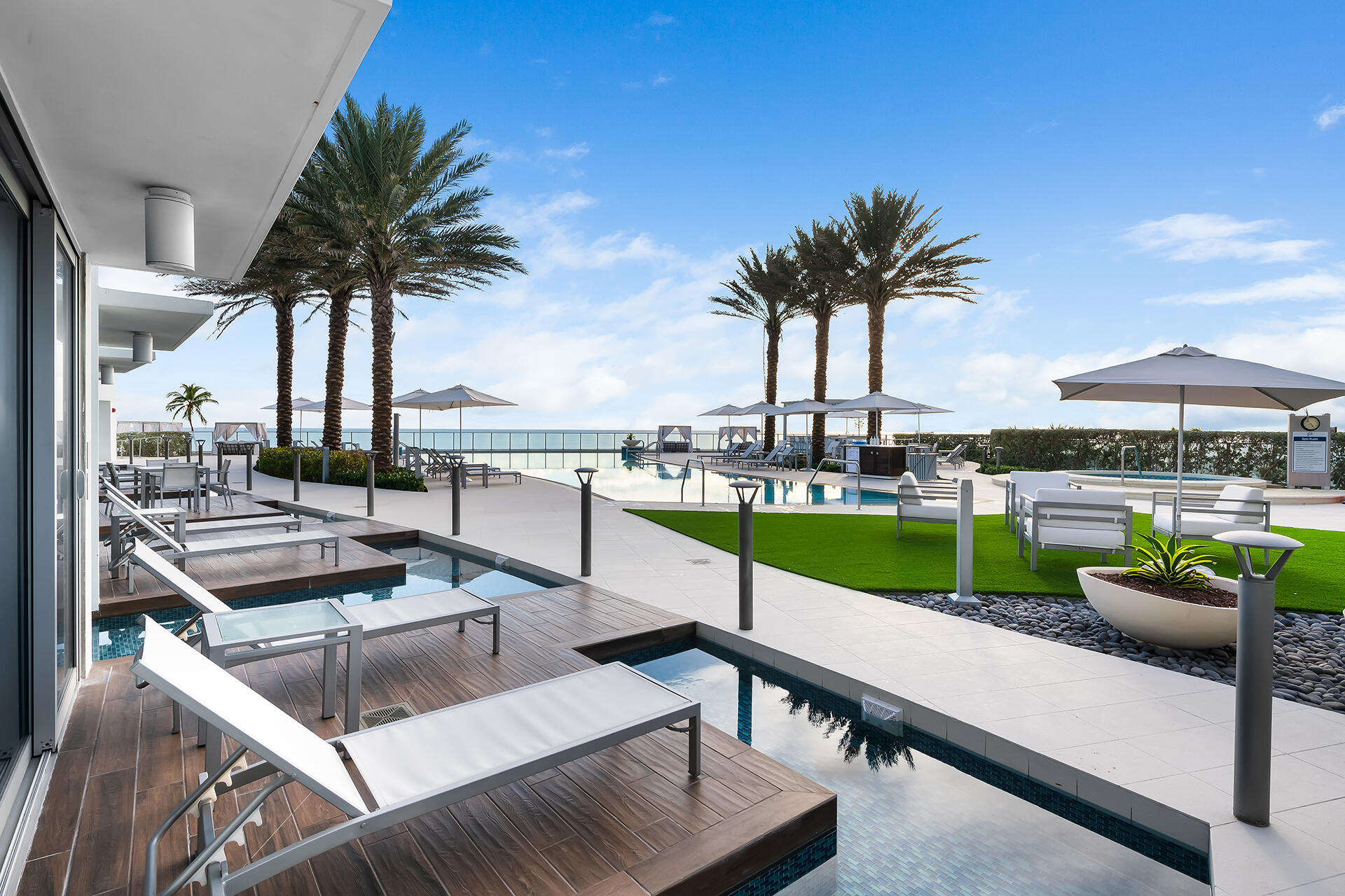 PARAMOUNT FT LAUDERDALE CONDO - Residential Lease