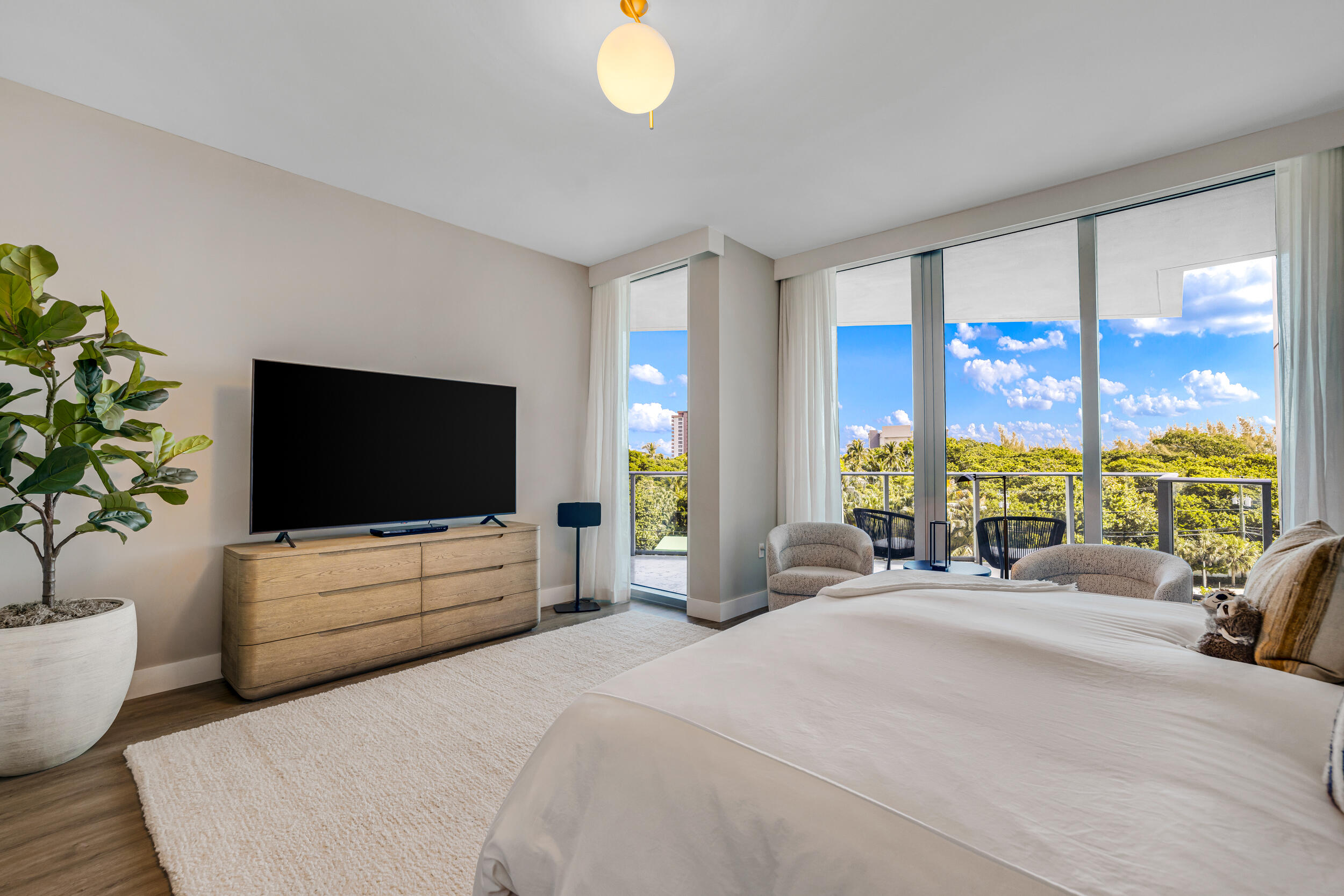 PARAMOUNT FT LAUDERDALE CONDO - Residential Lease