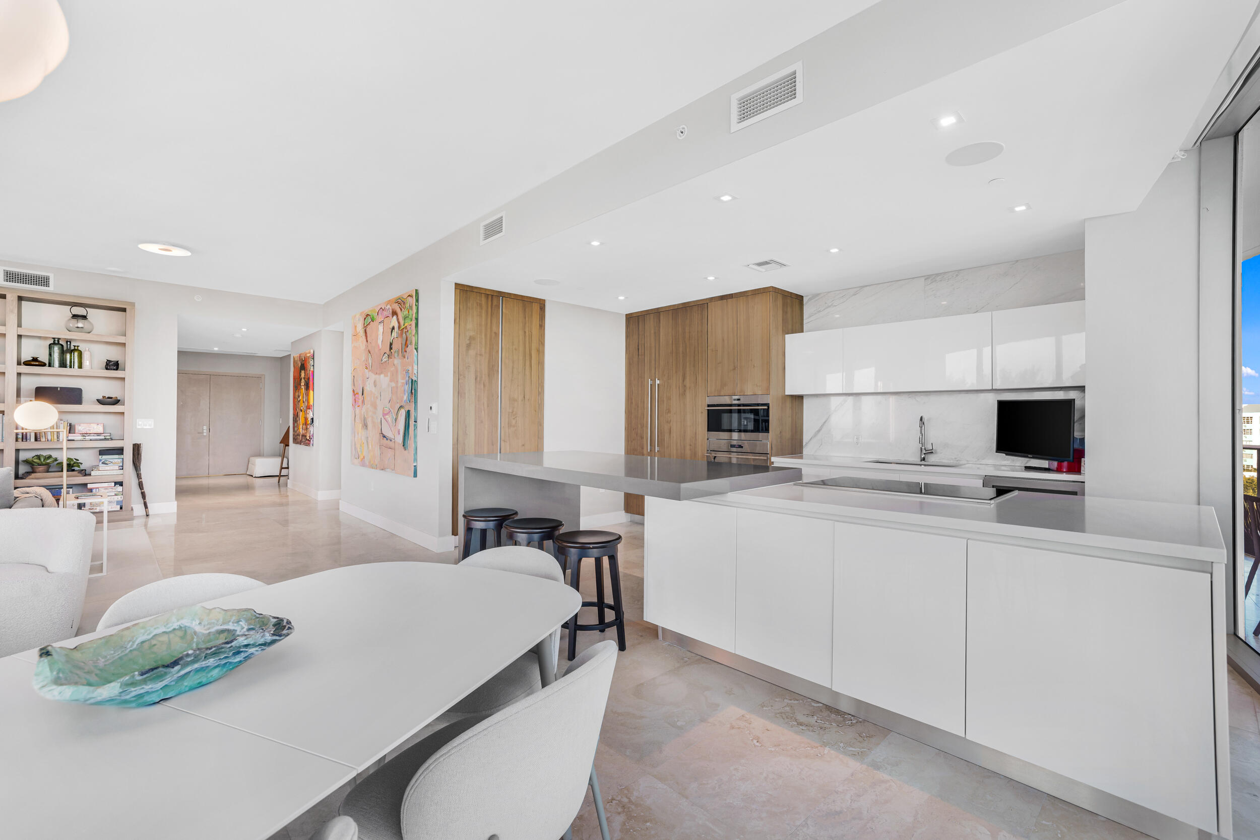 PARAMOUNT FT LAUDERDALE CONDO - Residential Lease