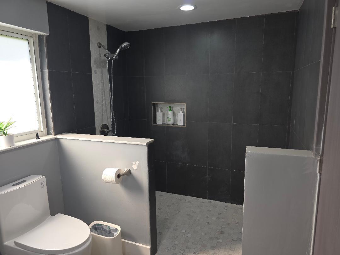 SUNSET TRAILS NO 5 - Residential Lease