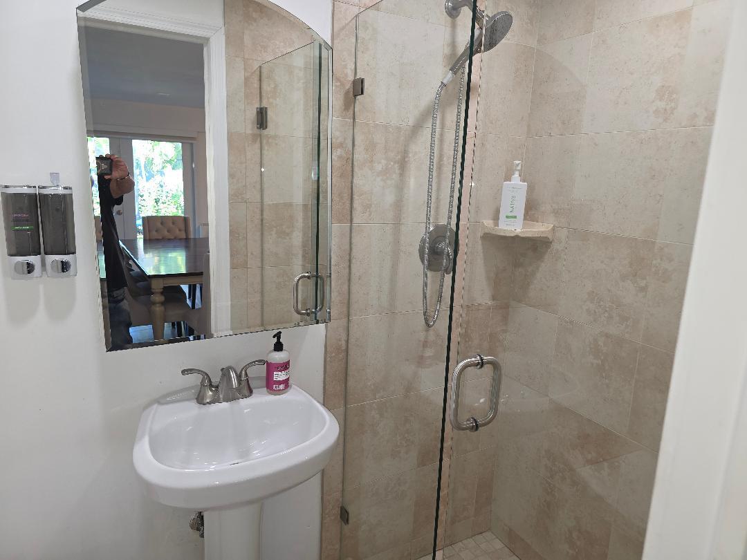 SUNSET TRAILS NO 5 - Residential Lease