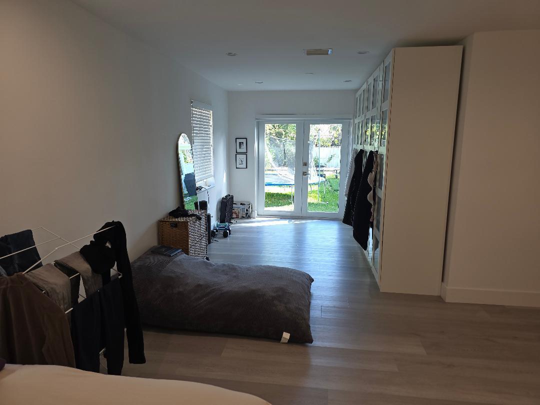 SUNSET TRAILS NO 5 - Residential Lease