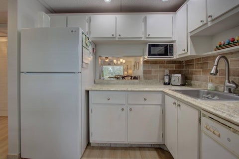 Tiny photo for 7807 Golf Cir Drive #202, Margate, FL 33063 (MLS # B26089833)