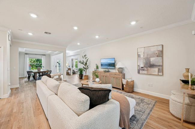 Vero Lake Estates Unit H- - Residential