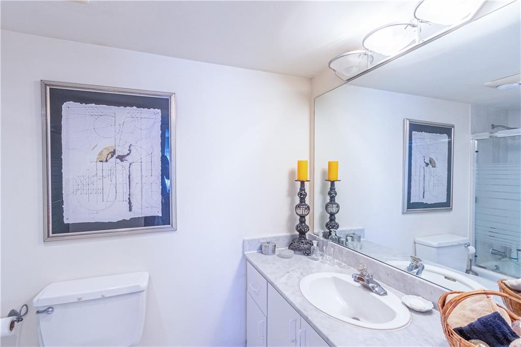 SOUTHPOINT - Residential