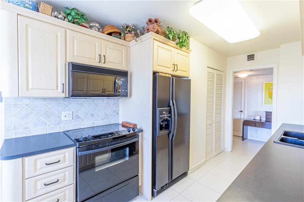 SOUTHPOINT - Residential