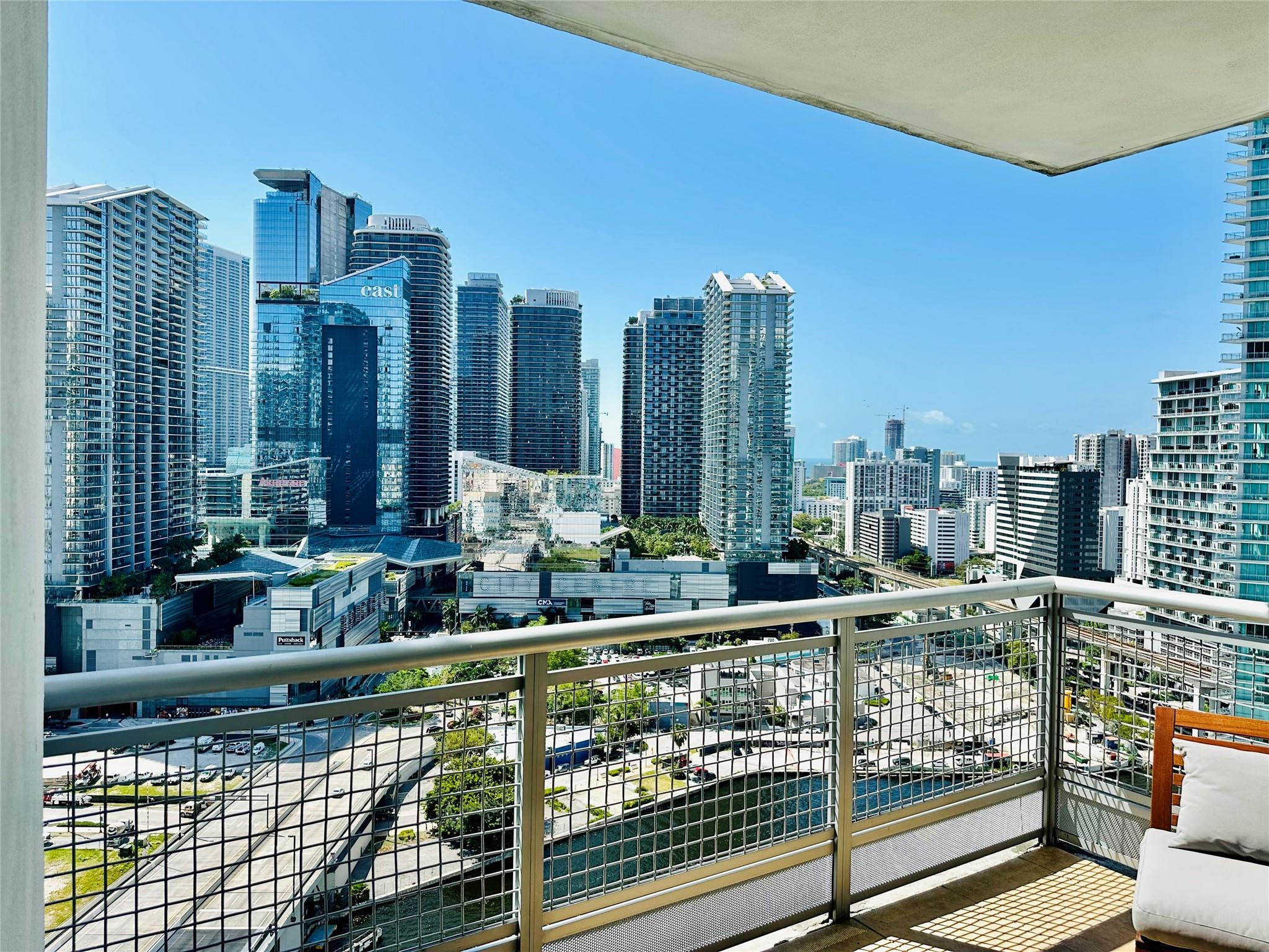 WIND CONDO - Residential Lease