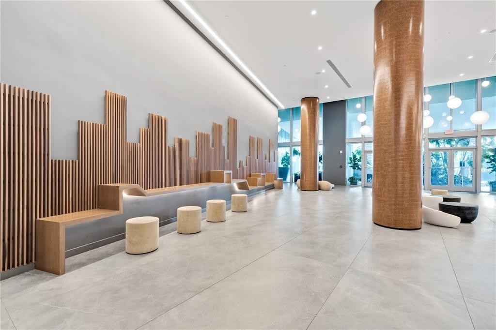 WIND CONDO - Residential Lease