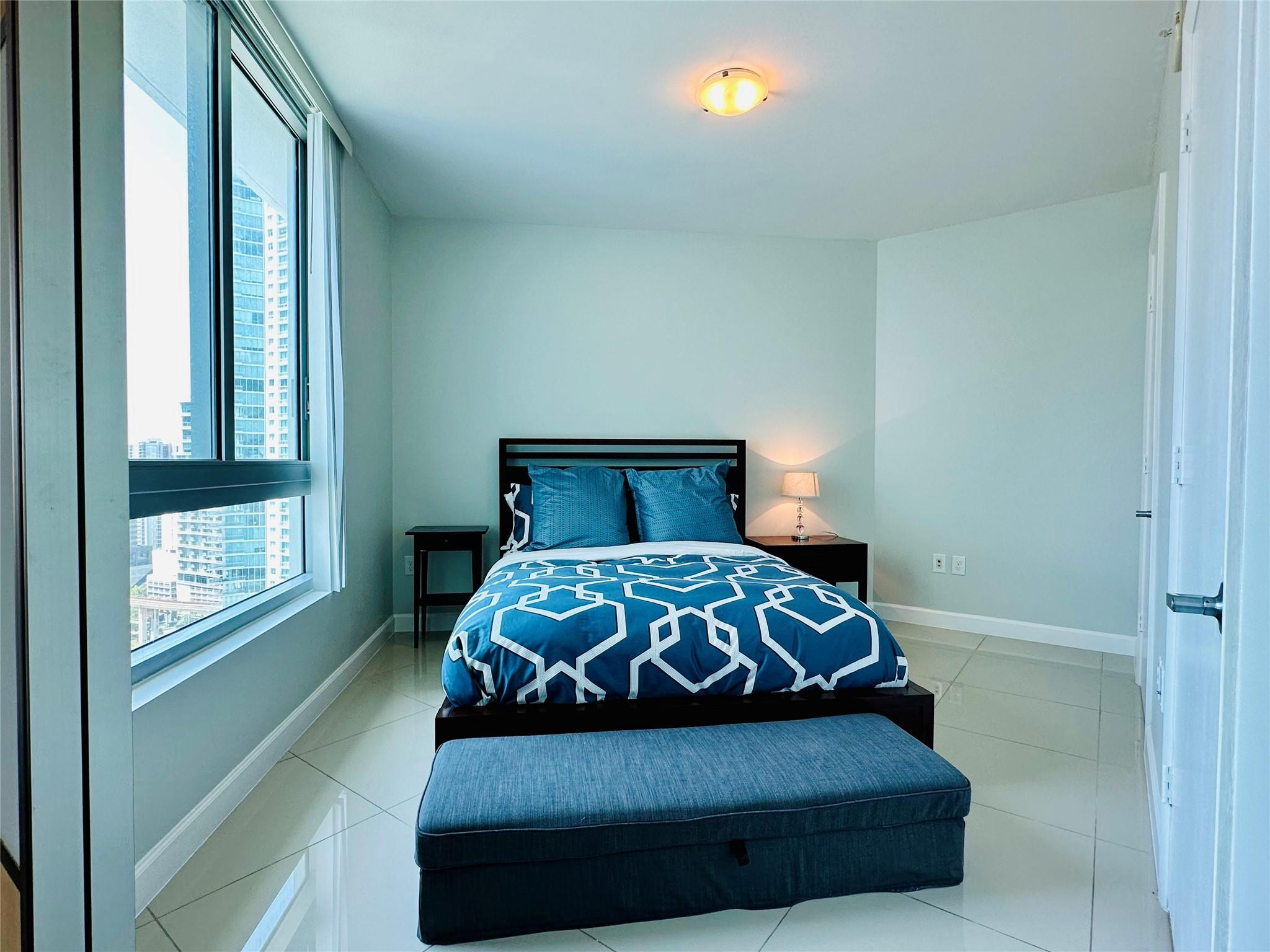 WIND CONDO - Residential Lease