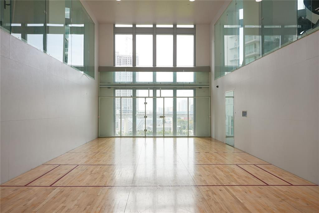 WIND CONDO - Residential Lease