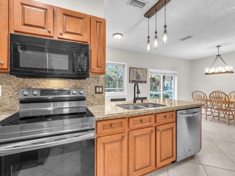 4776 Lago Vista Drive Coconut Creek FL 33073