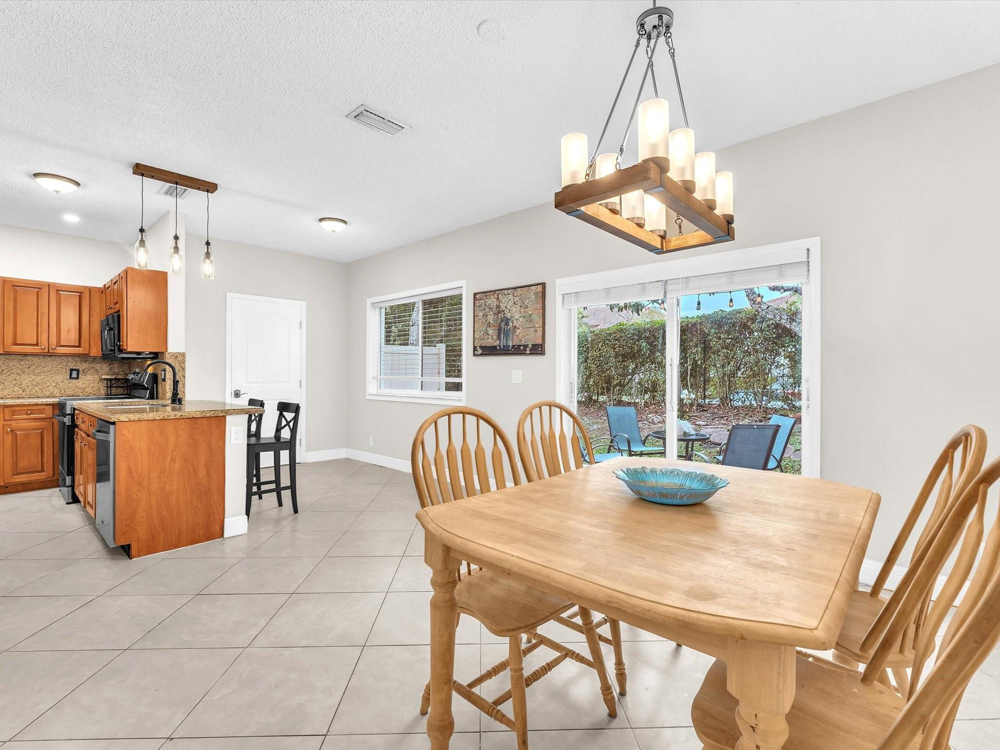 Lago Vista - Residential