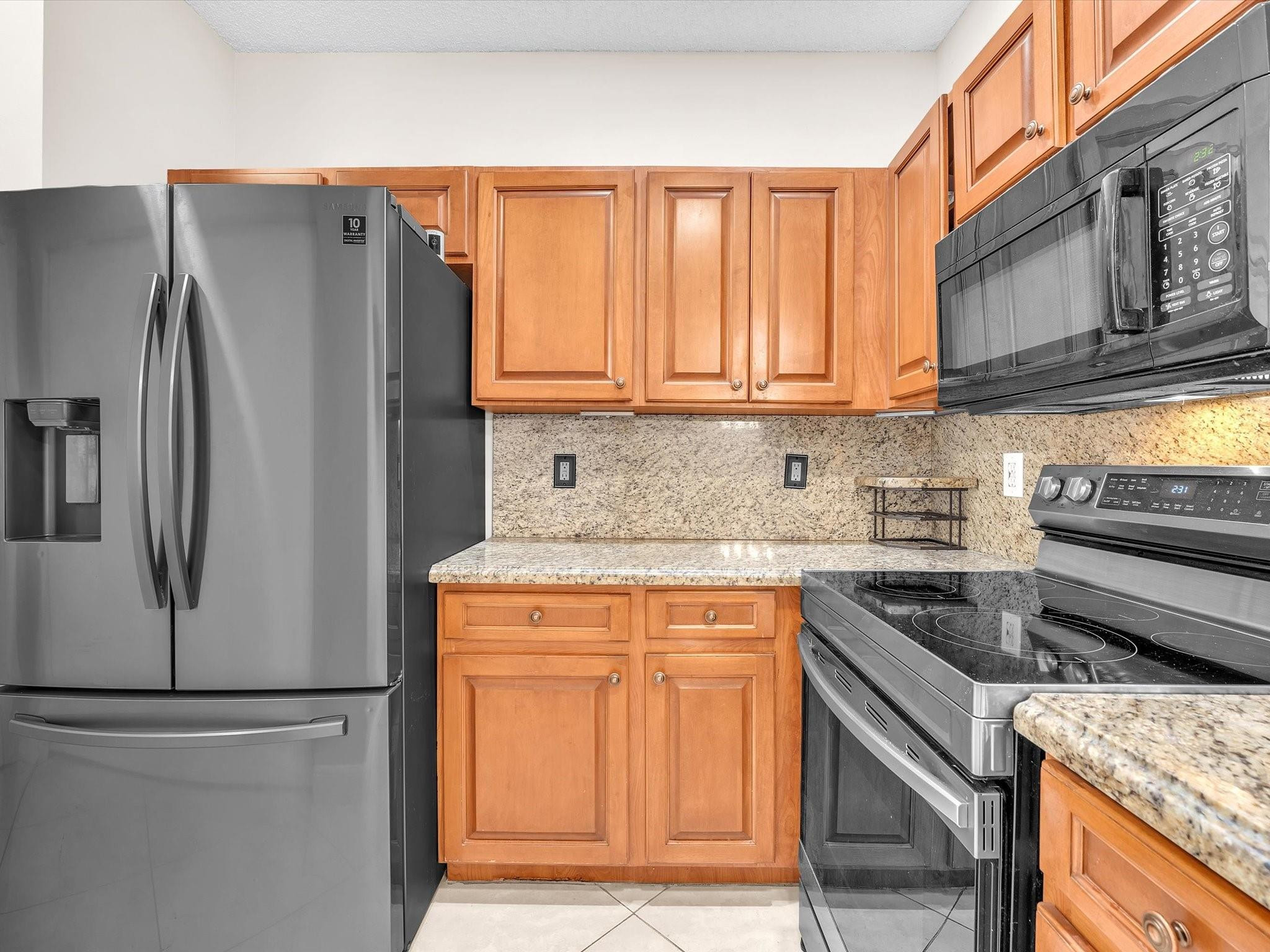 Lago Vista - Residential