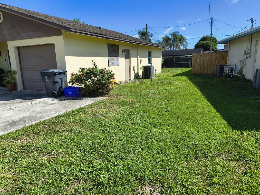 PALM BEACH FARMS CO 7 - Residential