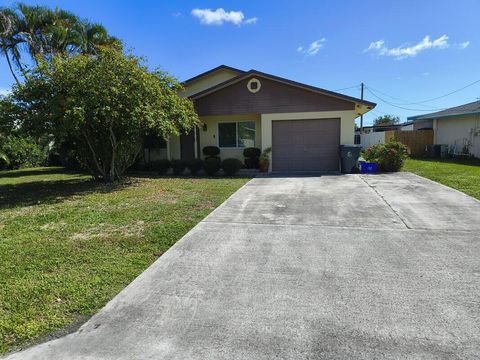 Photo of 3694 Brooklyn Lane, Lake Worth, FL 33461 (MLS # R11134984) Photo of 3694 Brooklyn Lane, Lake Worth, FL 33461 (MLS # R11134984)