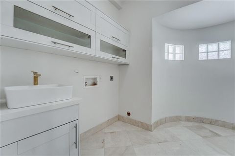A home in Miramar