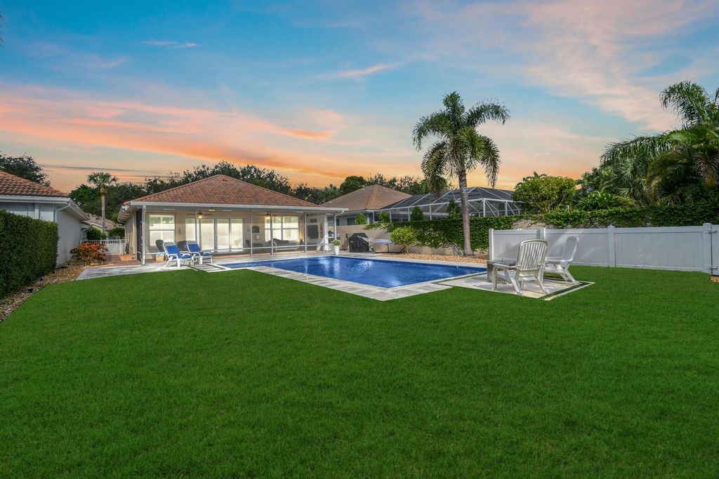 Photo of 191 Hampton Circle, Jupiter, FL 33458 (MLS # R11016476)