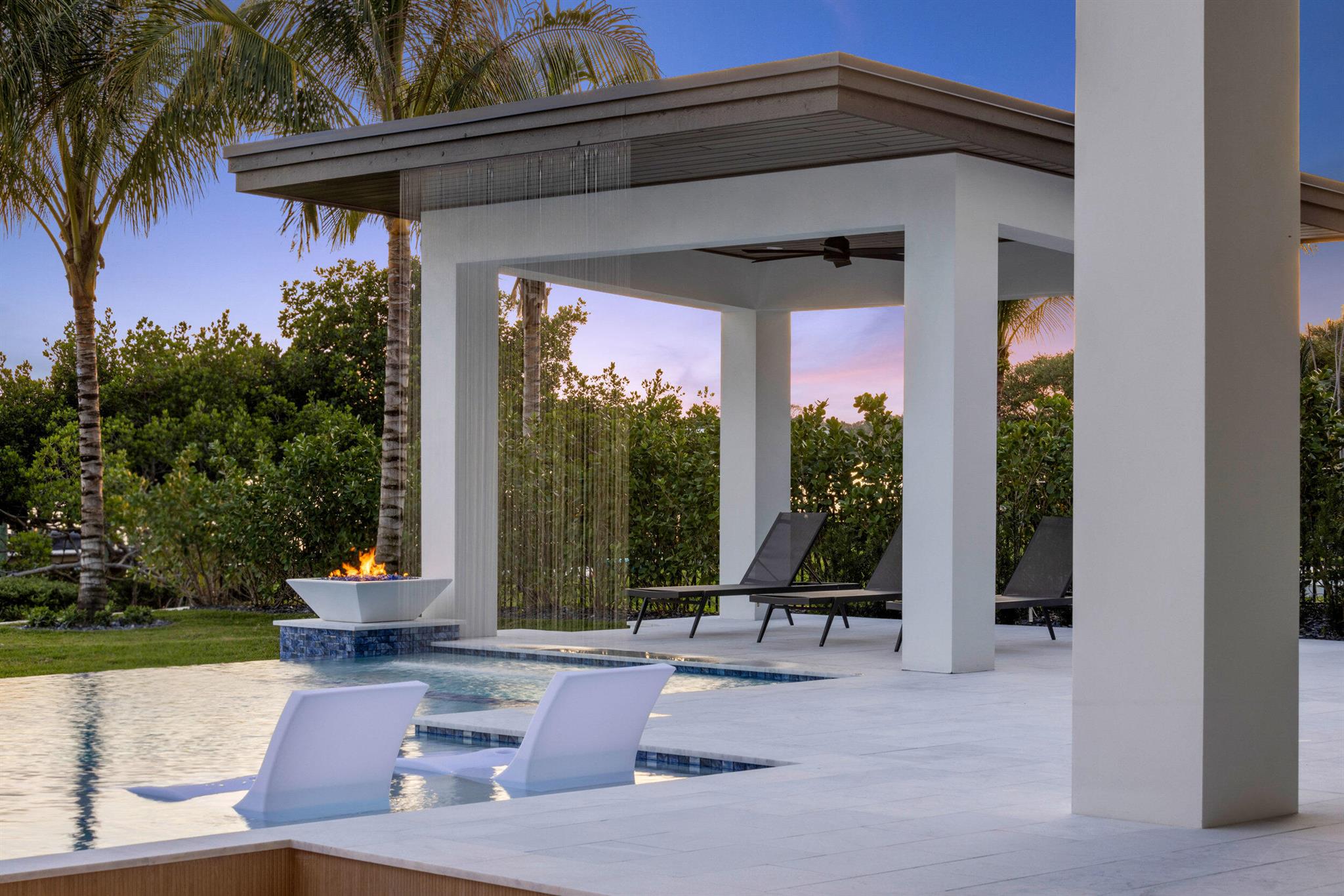 RIVERSIDE ON THE LOXAHATC - Residential