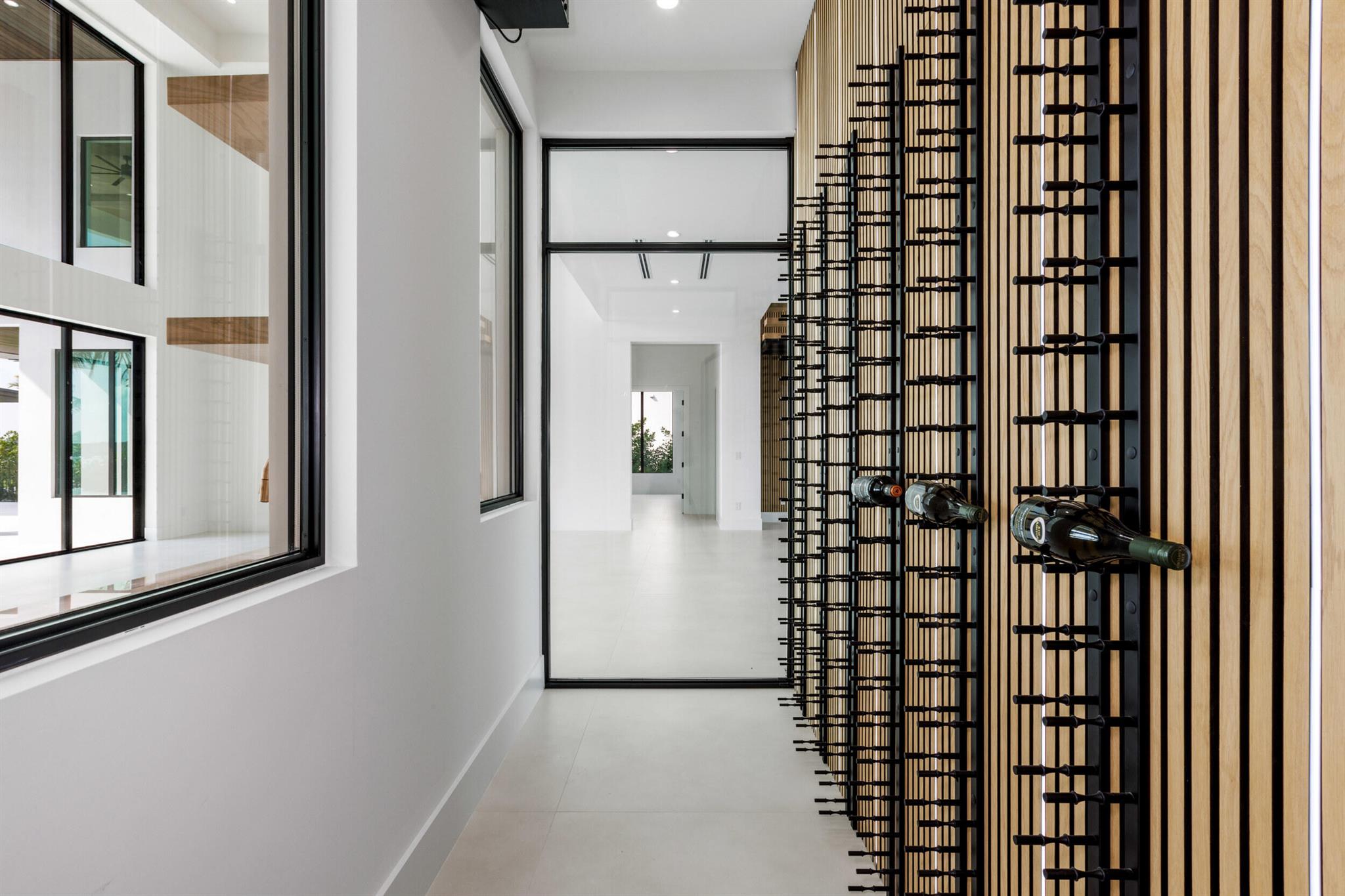 RIVERSIDE ON THE LOXAHATC - Residential