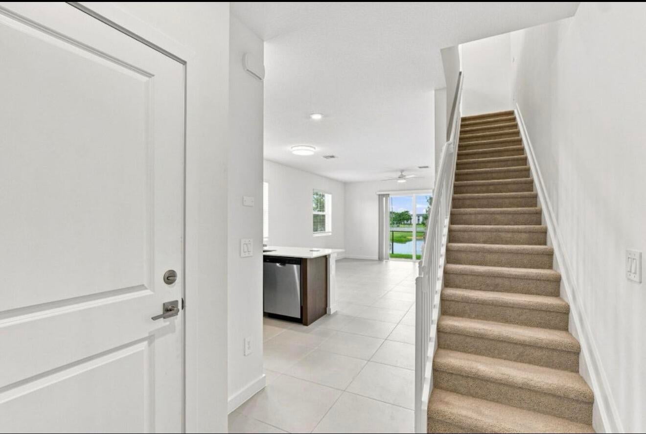 151 LAKESIDE LANDING COURT
