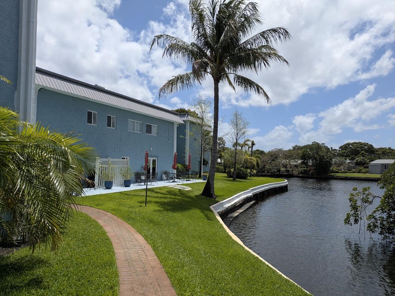 RIVER MANOR CONDO - Residential