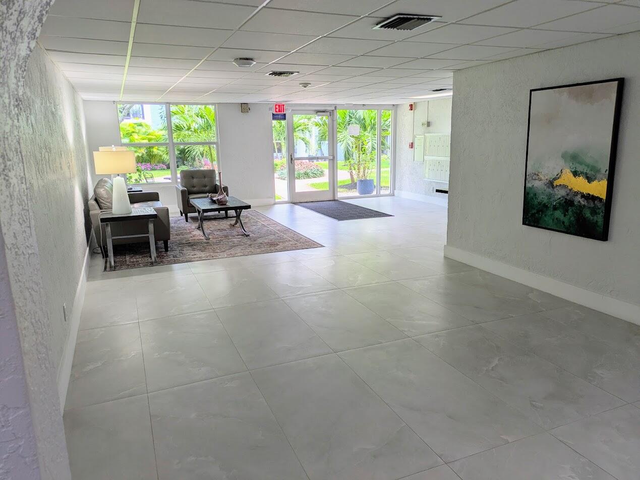 RIVER MANOR CONDO - Residential