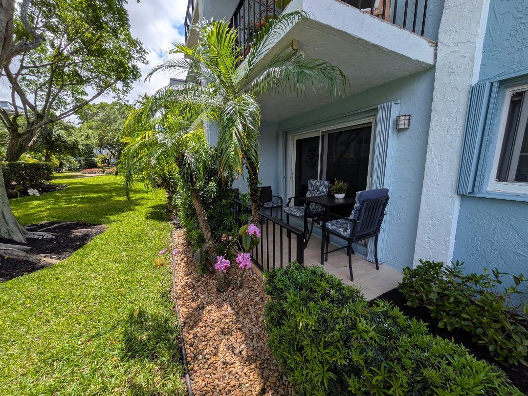 RIVER MANOR CONDO - Residential