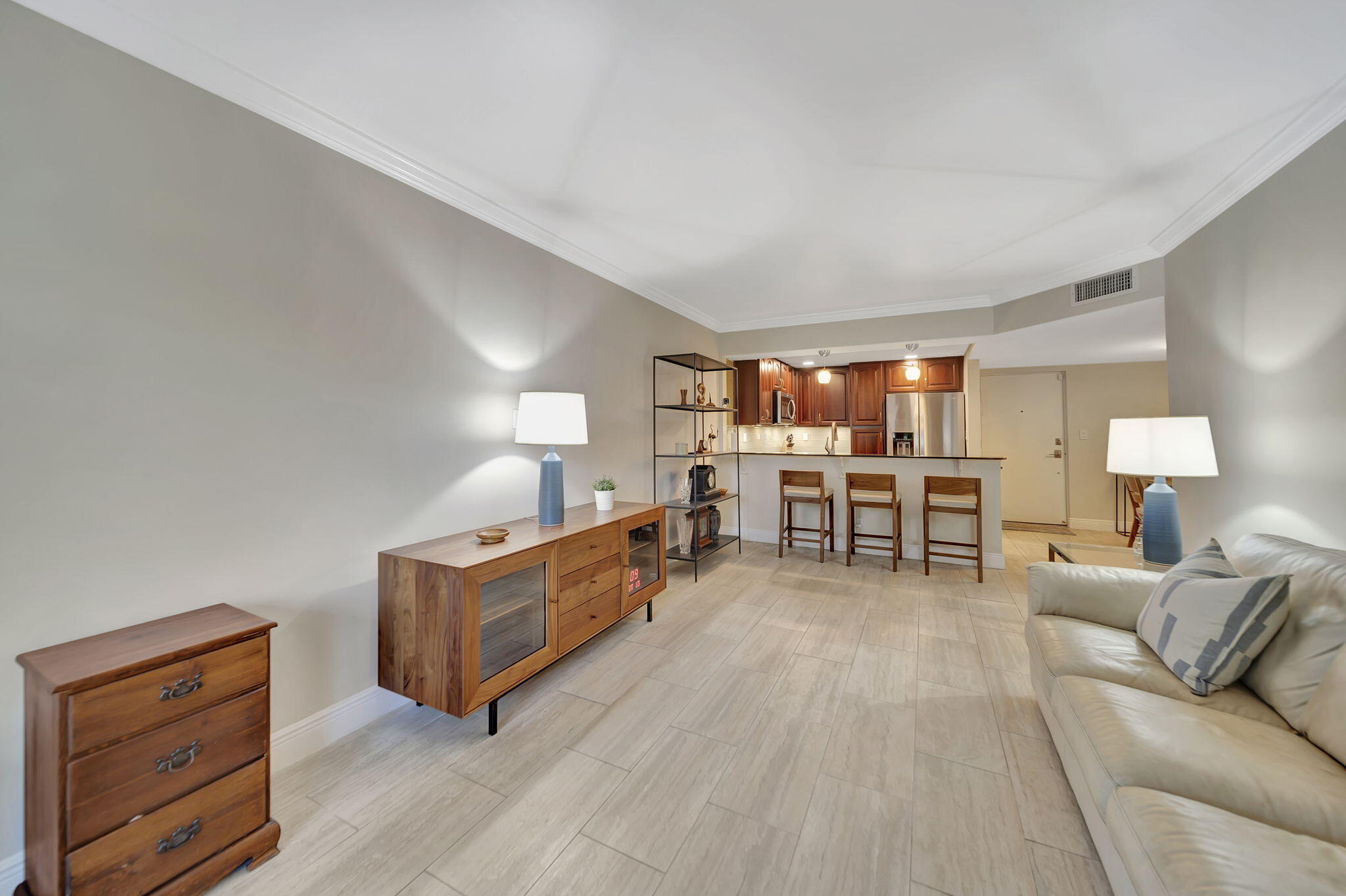 RIVER MANOR CONDO - Residential