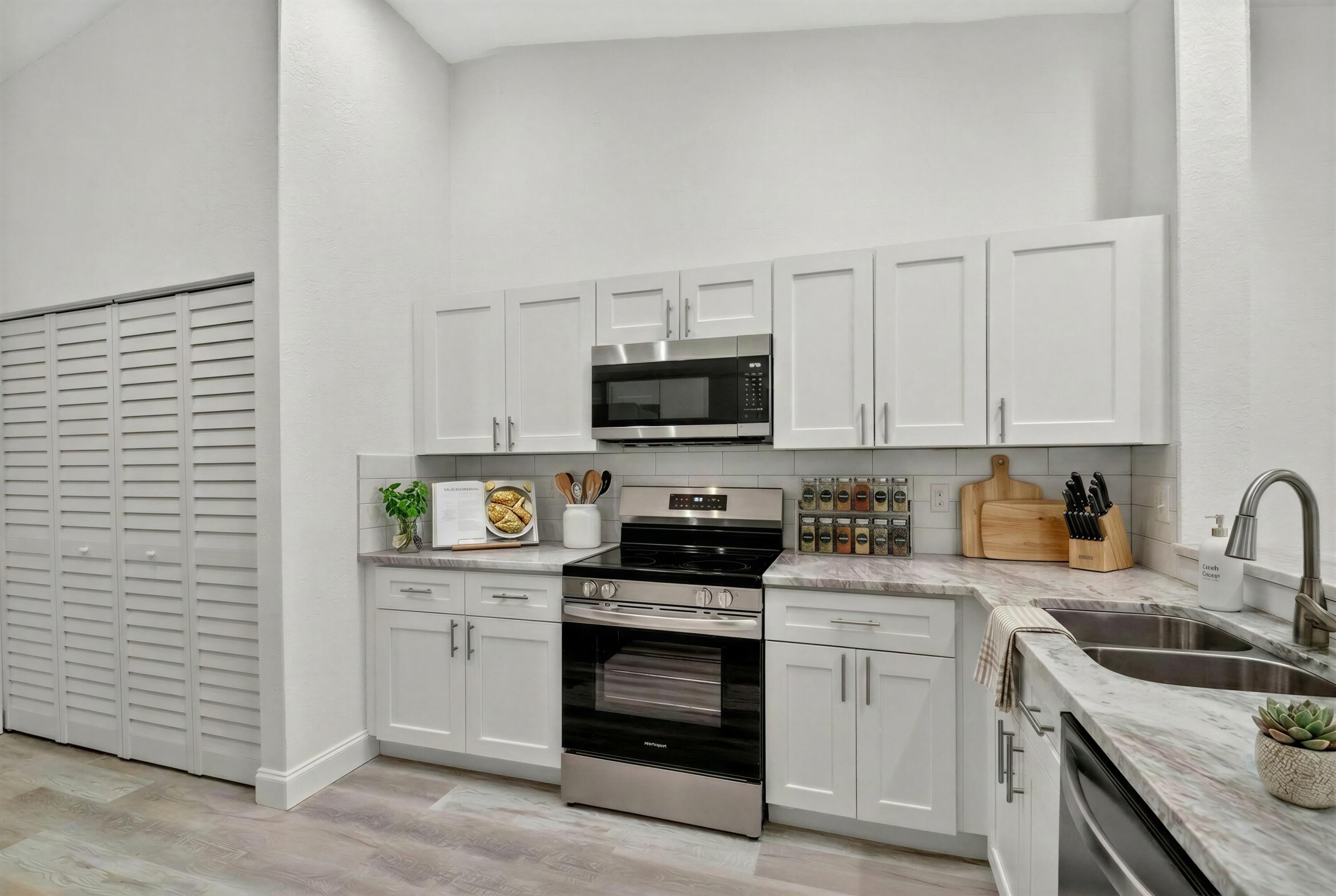 CYPRESS WOODS 2 - Residential