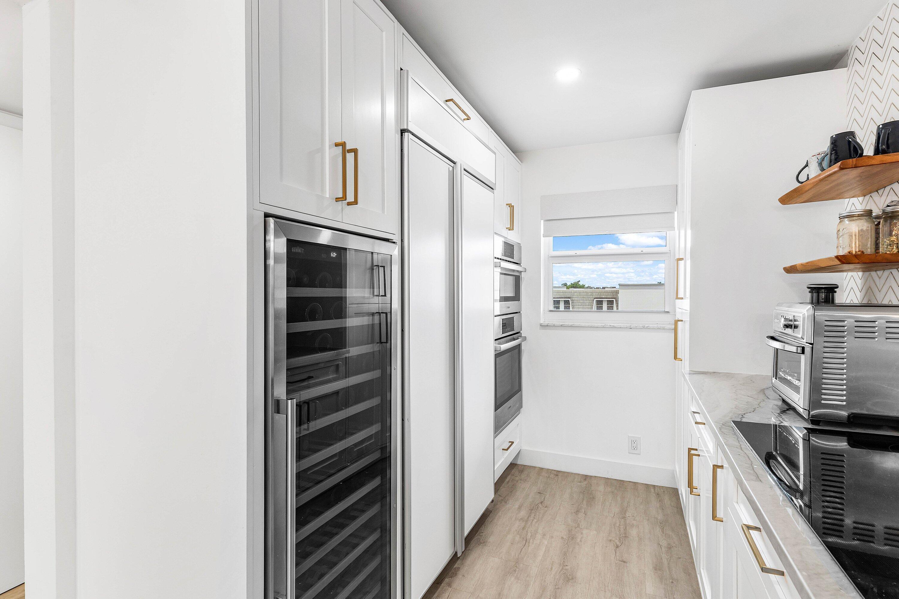 NEWTH GARDENS CONDO - Residential