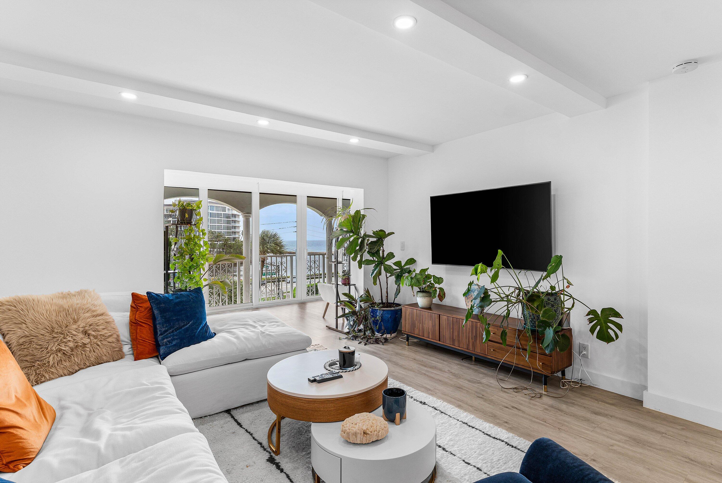 NEWTH GARDENS CONDO - Residential