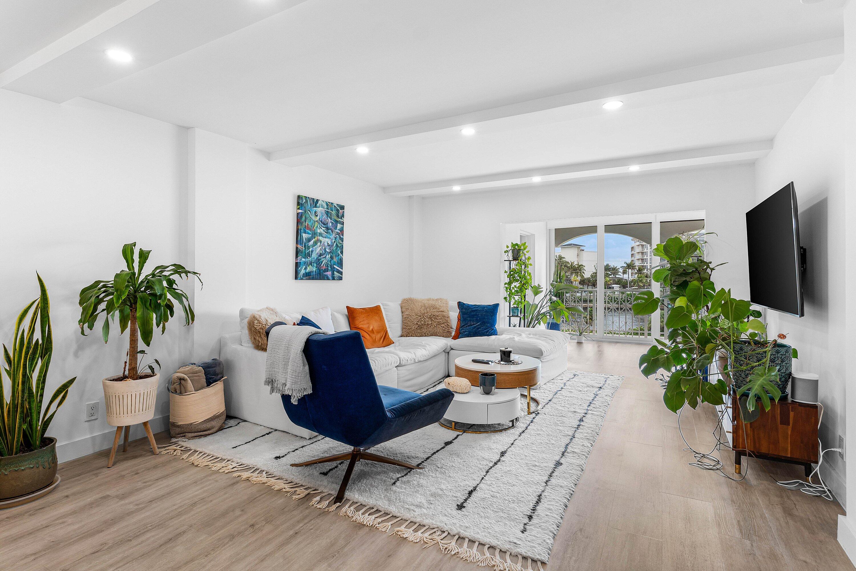 NEWTH GARDENS CONDO - Residential