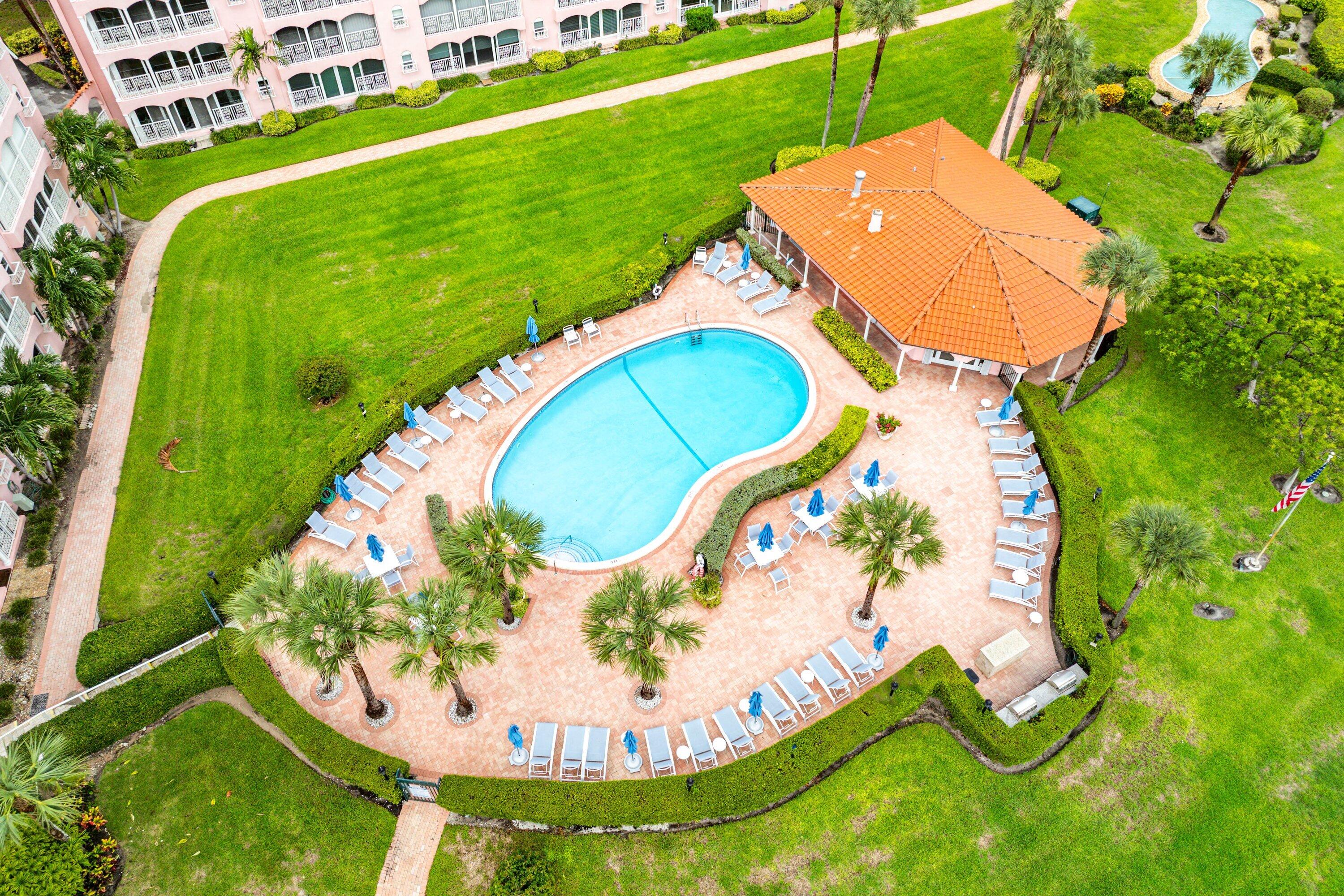 NEWTH GARDENS CONDO - Residential