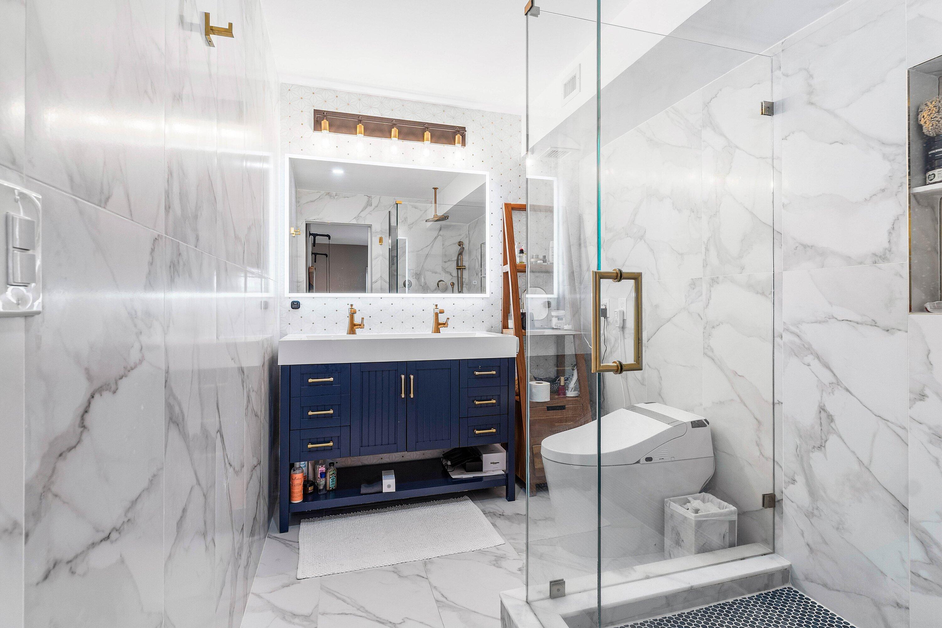 NEWTH GARDENS CONDO - Residential