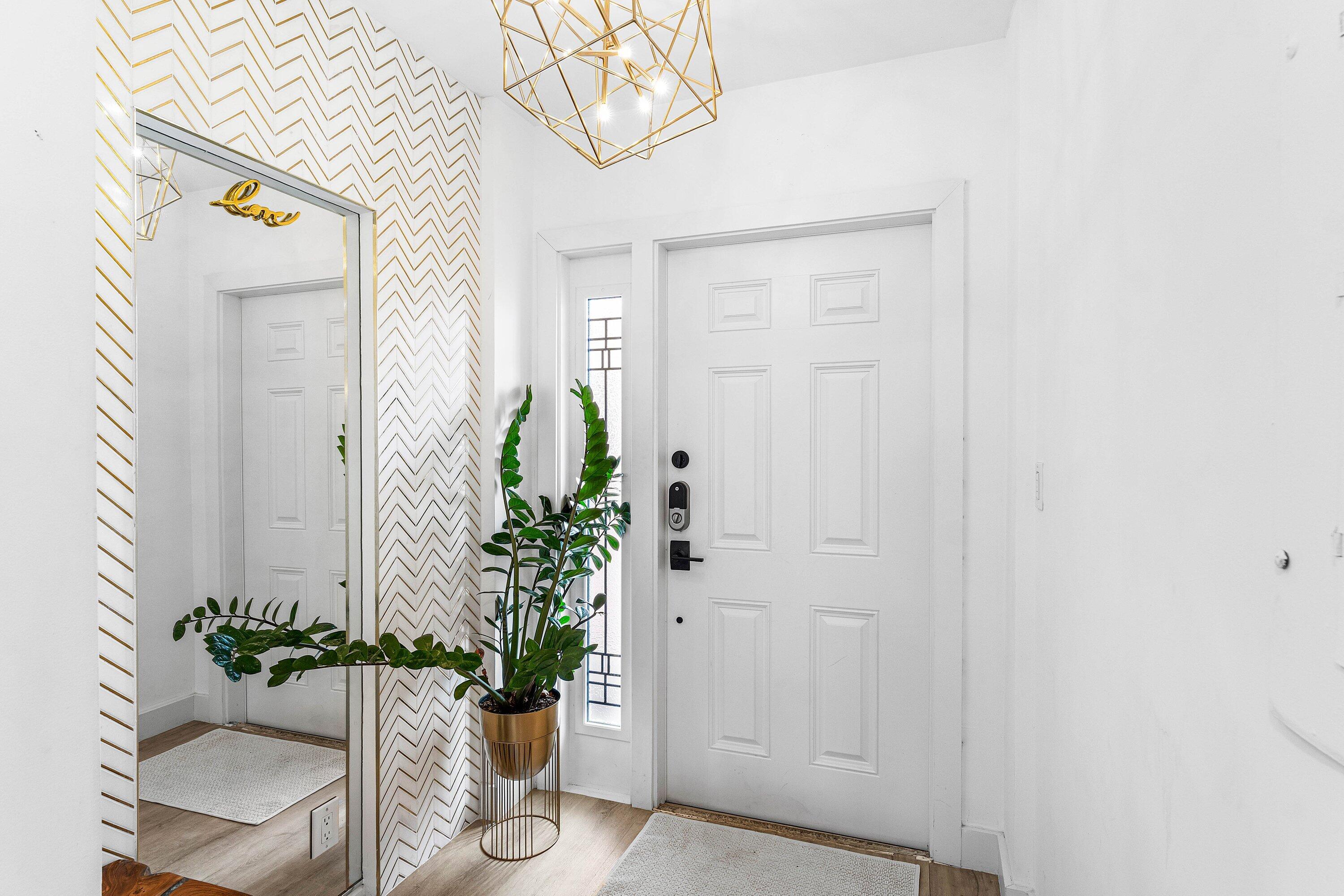 NEWTH GARDENS CONDO - Residential