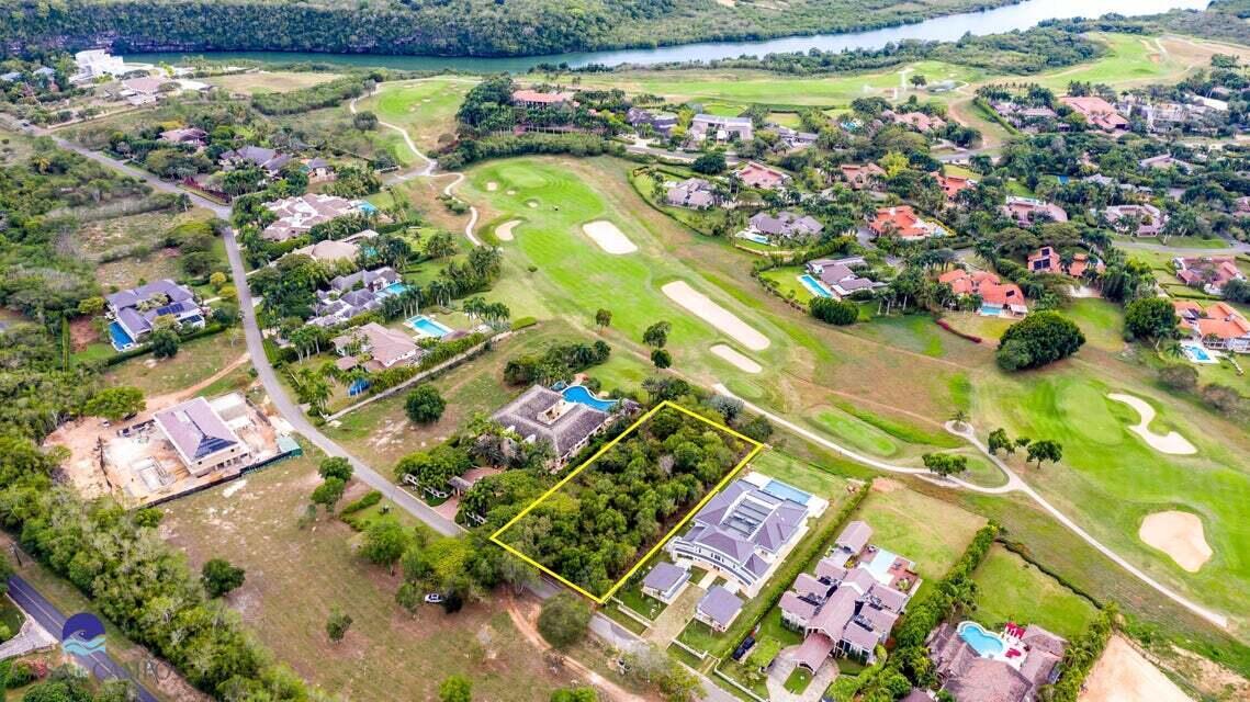 Riomar  in Casa de Campo, - Land