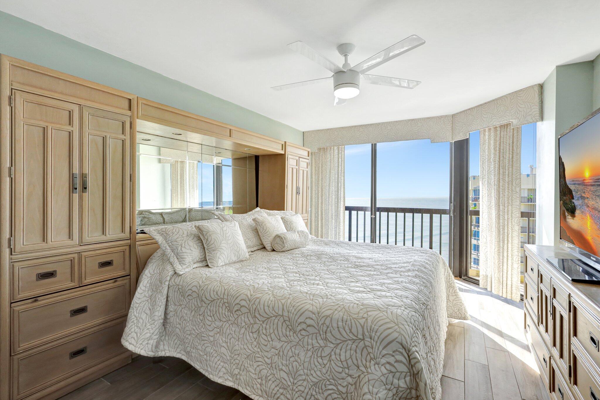 ISLANDIA II CONDOMINIUM - Residential Lease