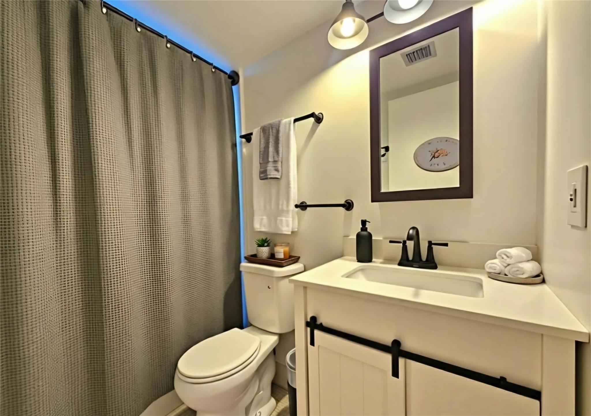 2 OF PALM SPRINGS 2 CONDO - Residential