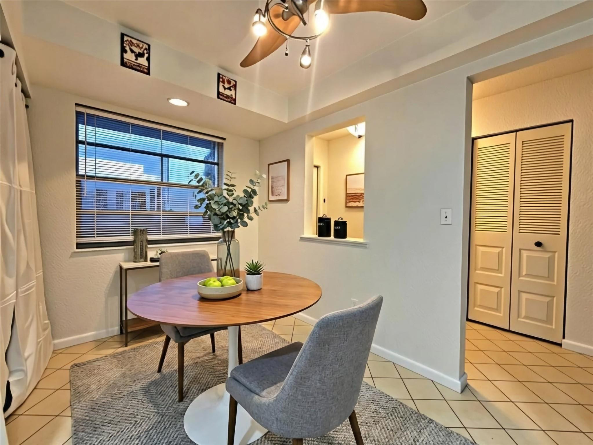 2 OF PALM SPRINGS 2 CONDO - Residential