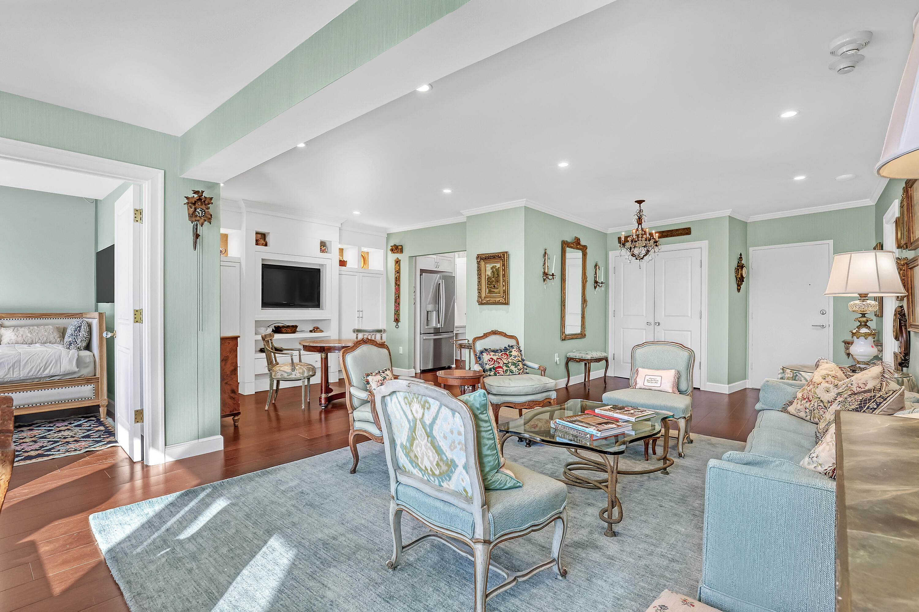 Palm Beach - Residential