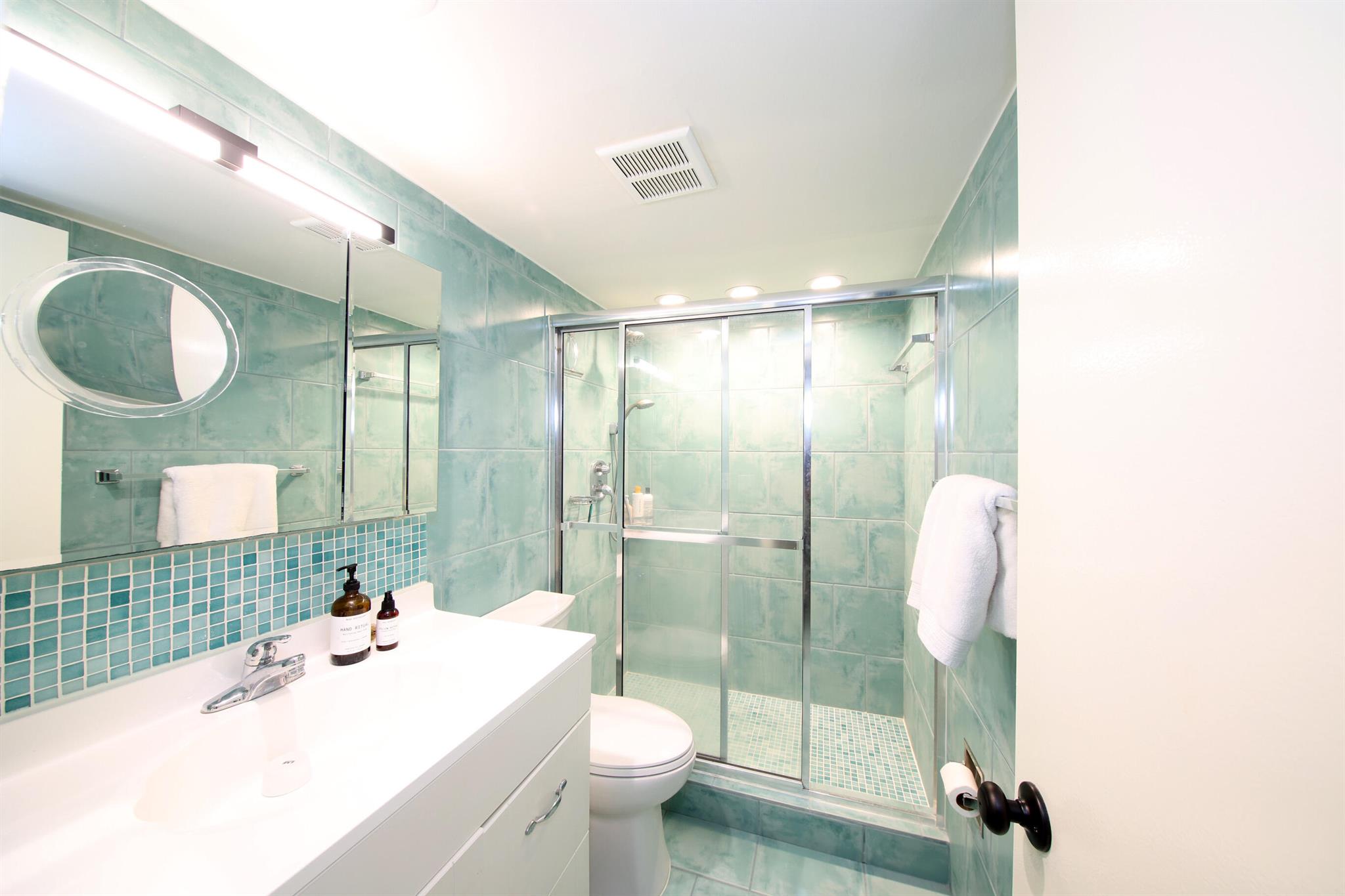 SOUTH PALM BEACH VILLAS C - Residential