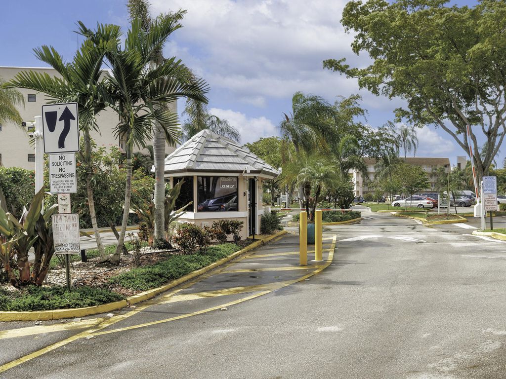 Photo of 2705 NW 104th Avenue #206, Sunrise, FL 33322 (MLS # B26014336)