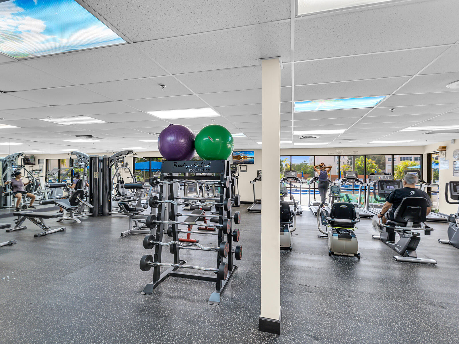 SUNRISE LAKES 214 CONDO - Residential