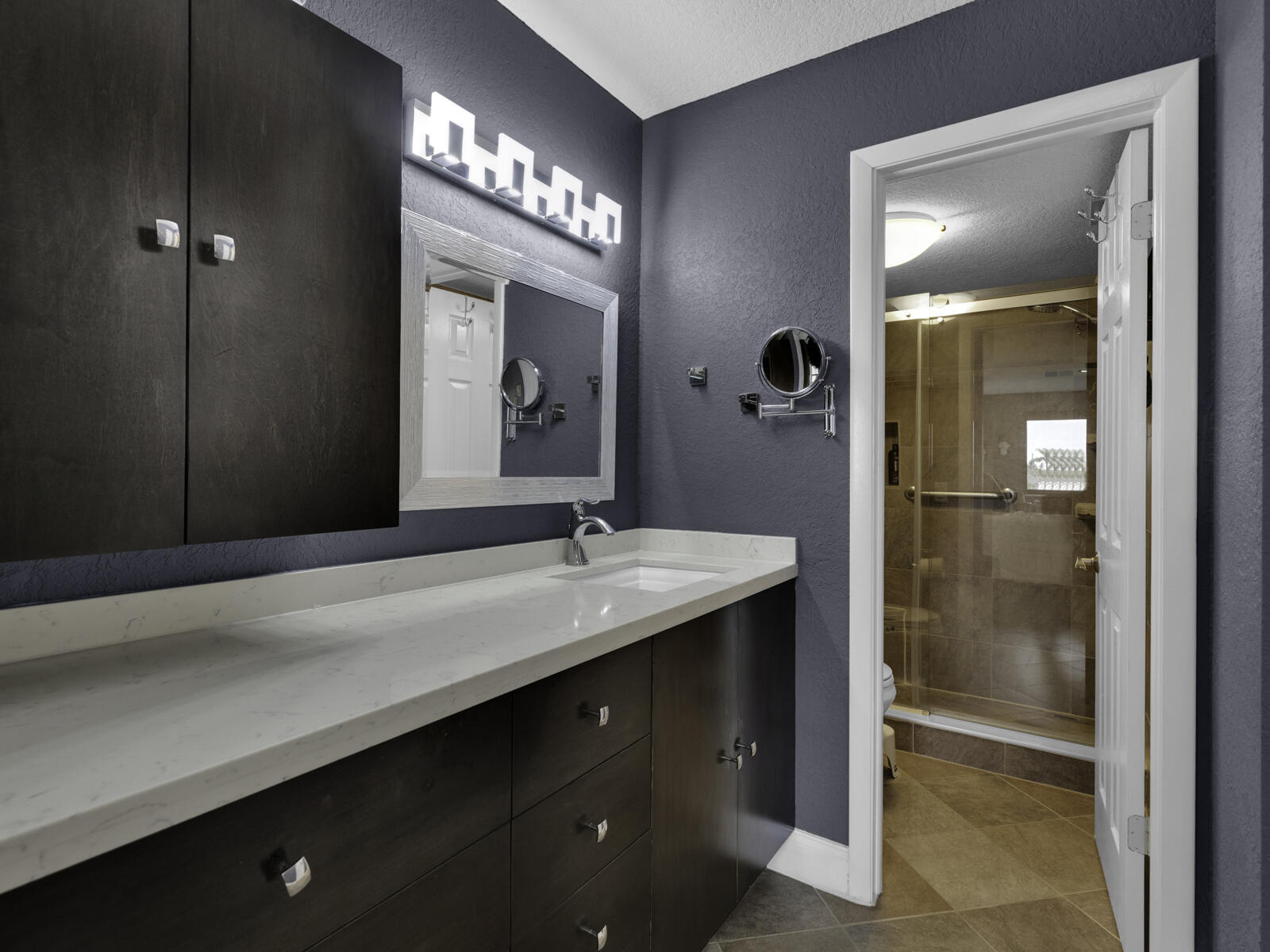 SUNRISE LAKES 214 CONDO - Residential