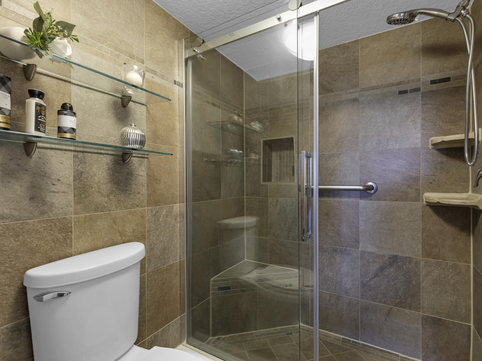 SUNRISE LAKES 214 CONDO - Residential